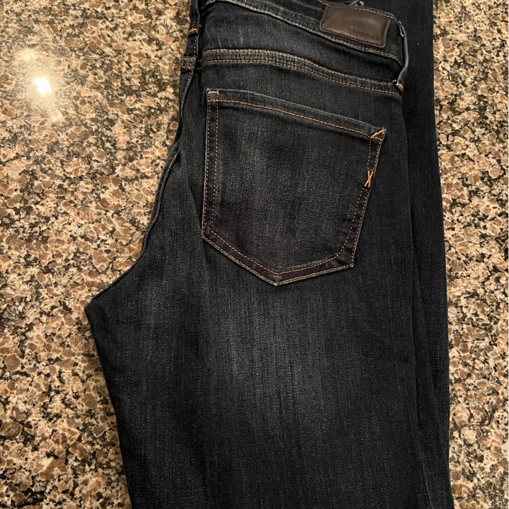 Women’s Express Jeans - LIKE NEW
